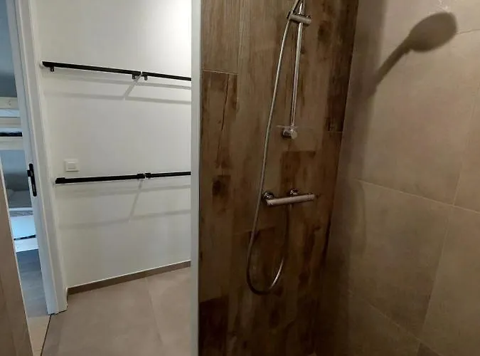 Champs Erezée , Genieten In Elk Seizoen Érezée