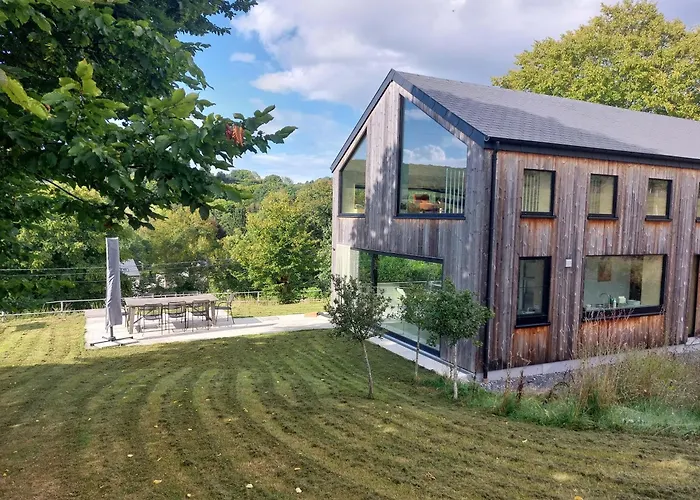 Champs Erezée , Genieten In Elk Seizoen * Érezée